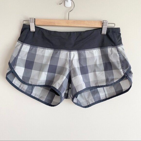 lululemon Speed Shorts Wet Dry Warm Lined Gray Plaid 25" inseam Size 6 - Picture 1 of 4